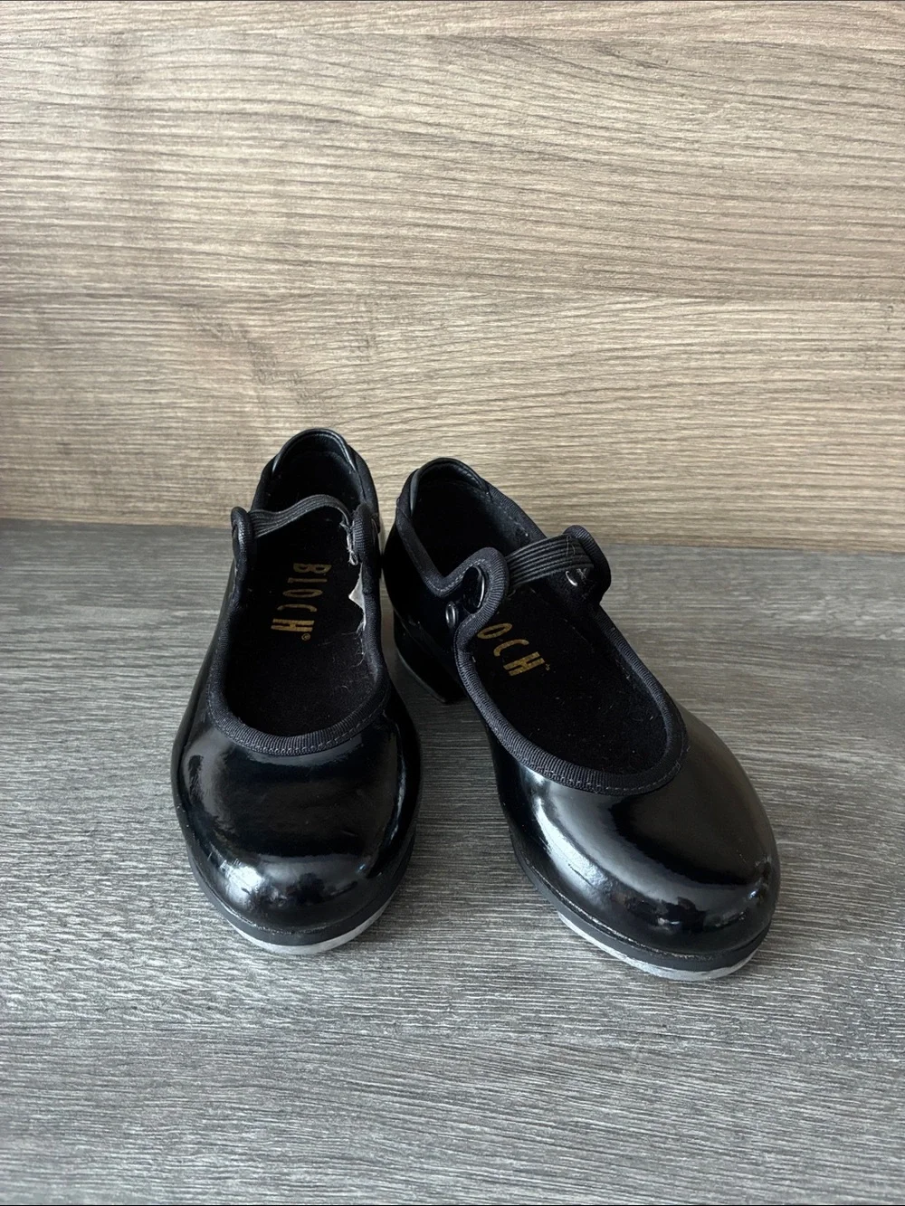 Bloch Patent Leather Toddler Tap dance shoes Size 8M with elastic Band